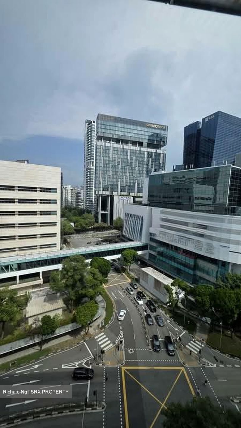 Mount Elizabeth Novena Hospital (D12), Retail #586600751